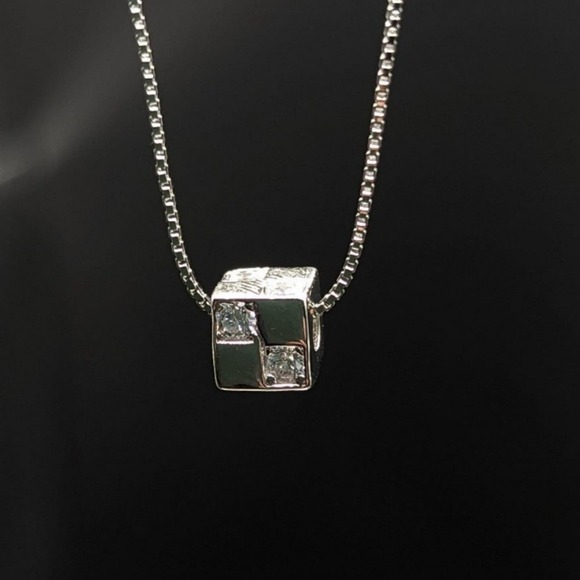 Cz Sterling Silver 925 Cube Pendant Necklace - Picture 3 of 11